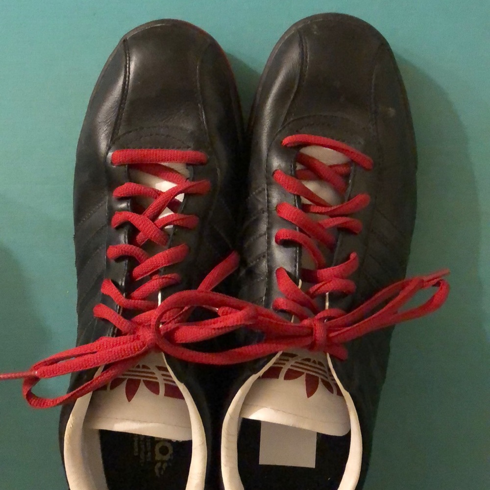 Barely Worn WMNS Adidas SAMBA 85